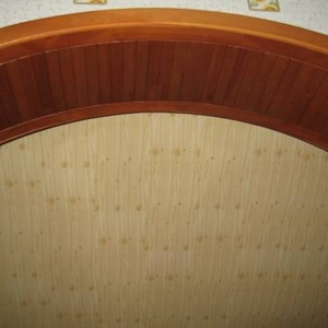 Арки деревянные (массив сосны), верняя часть арки "Модерн" при  толстой стене сделана наборной