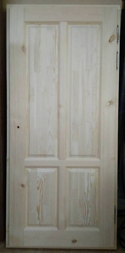 Входные двери из массива сосны: вариант исполнения №1-rif
